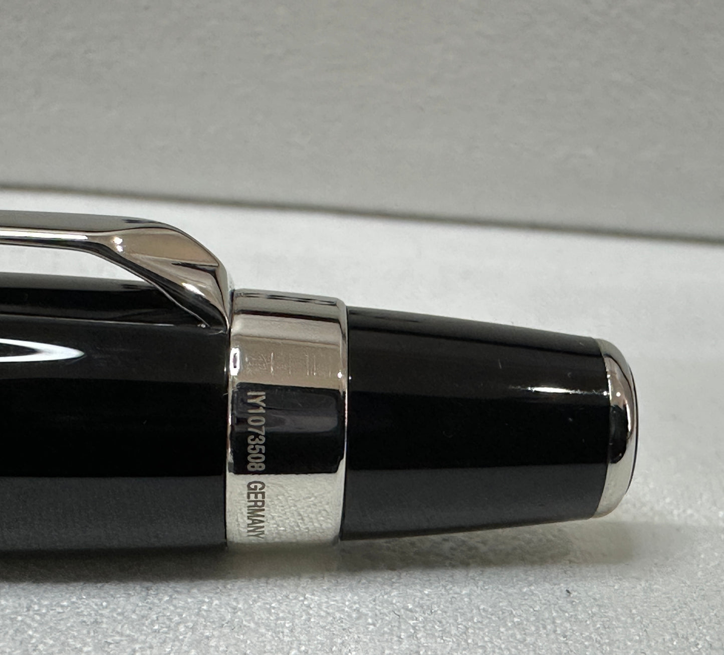 Bolígrafo modelo Boheme Mini Mont B.