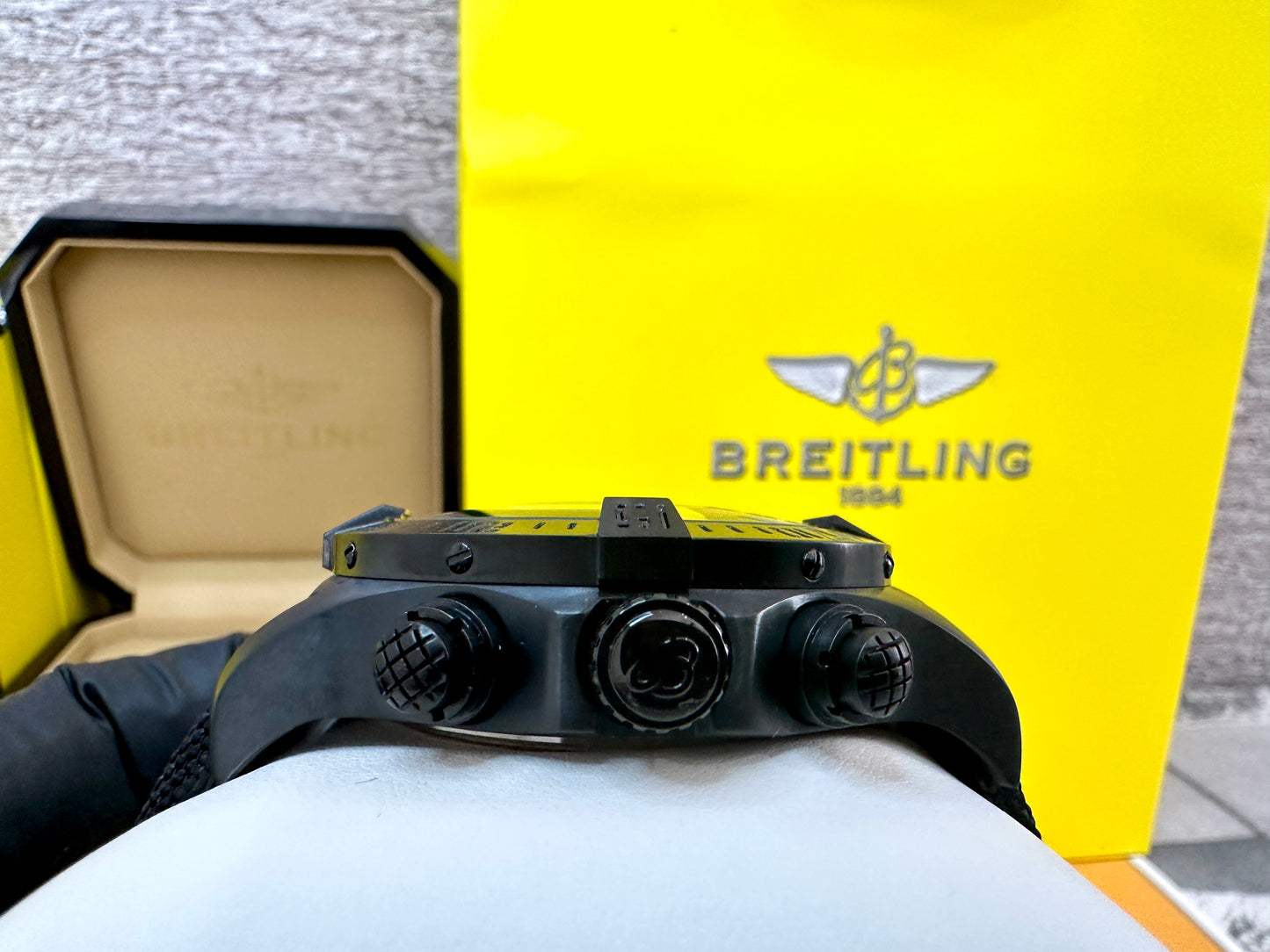 Reloj Breit. L1ng Avenger Hurricane