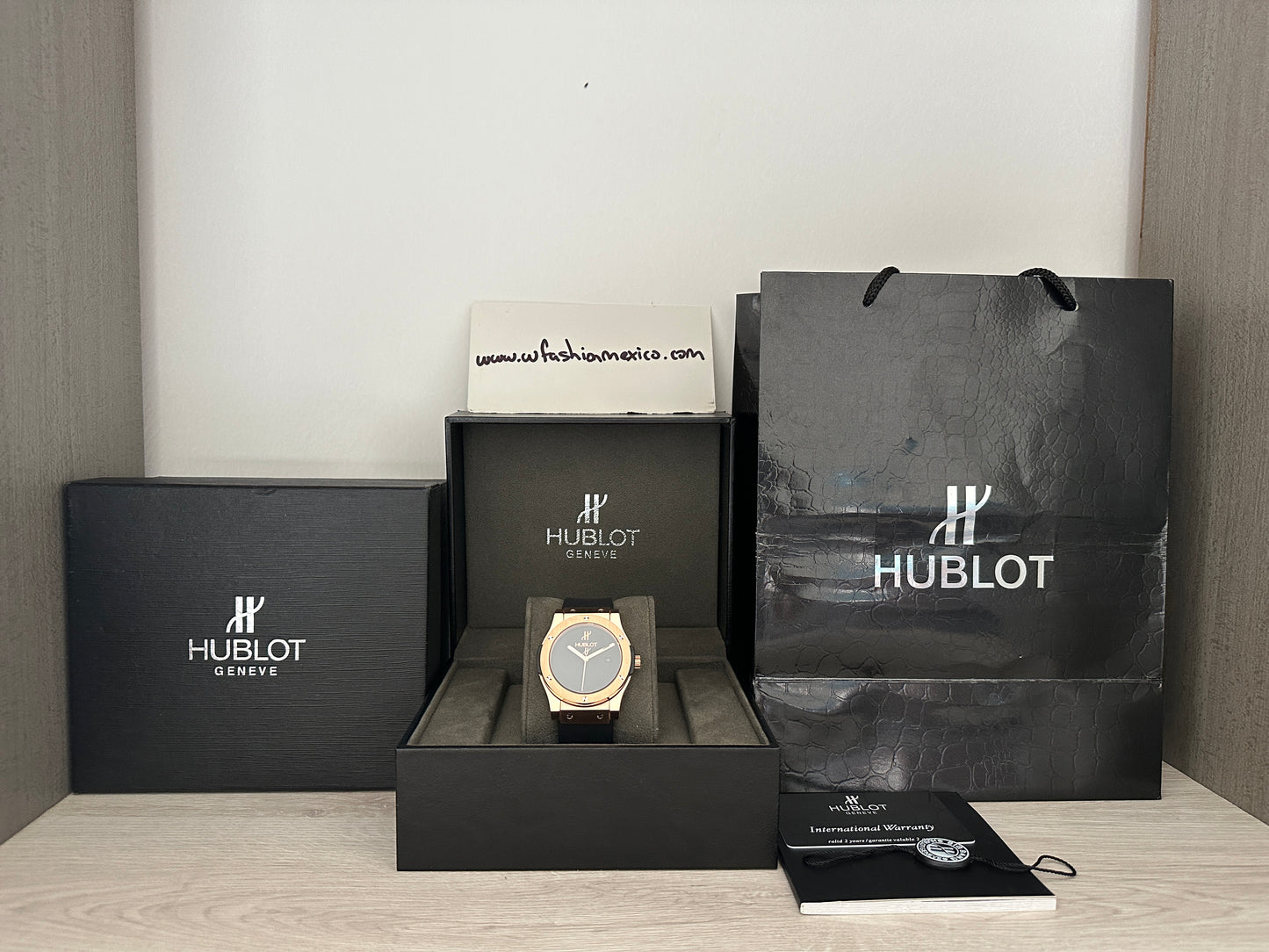 Reloj Hub10t Classic AAA Automático color oro rosa 42 mm.