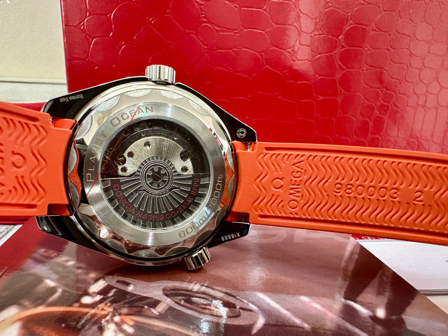 Reloj OM Planet Ocean