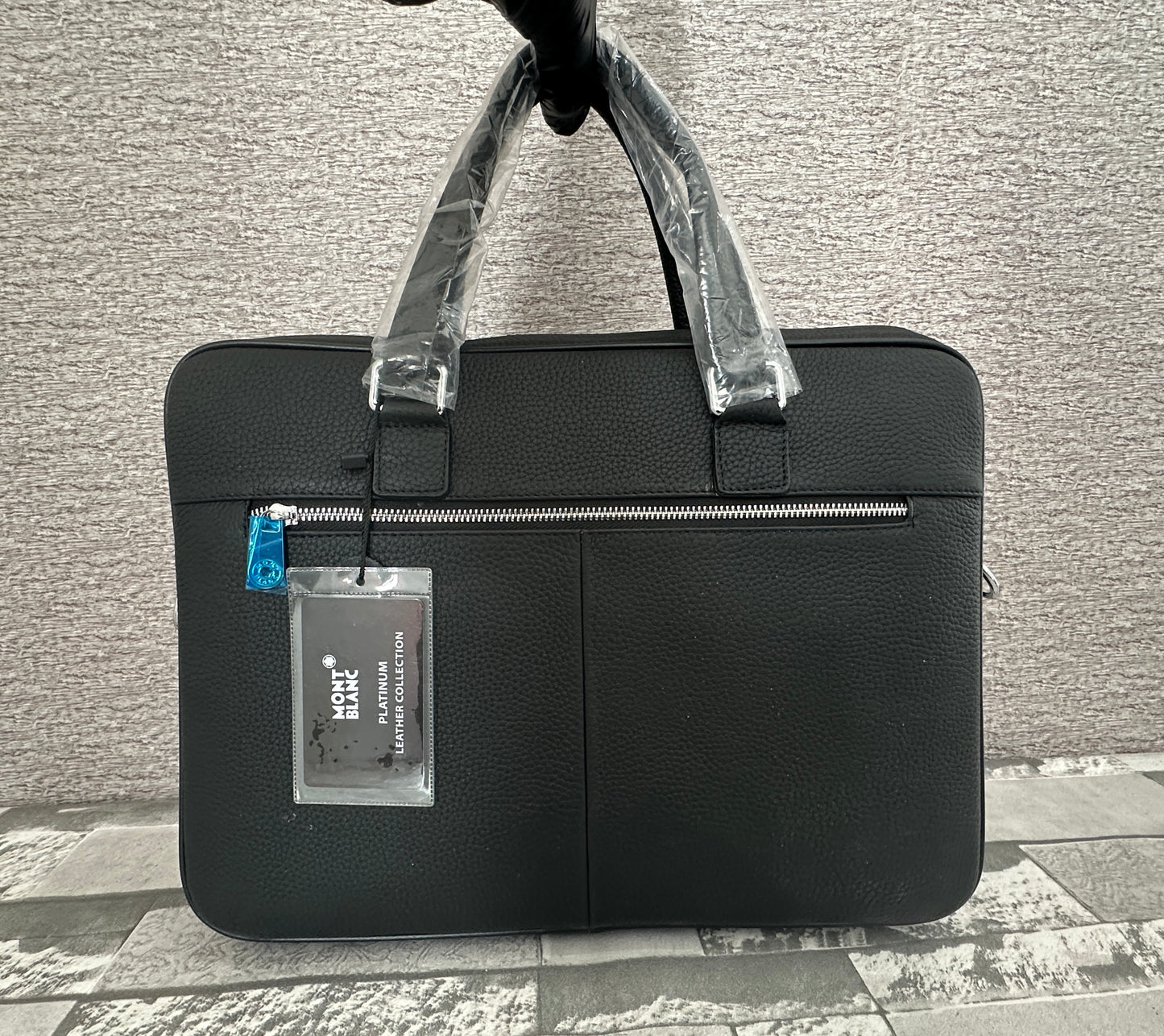 Portafolio negro de Piel Genuina, perfecto para laptops