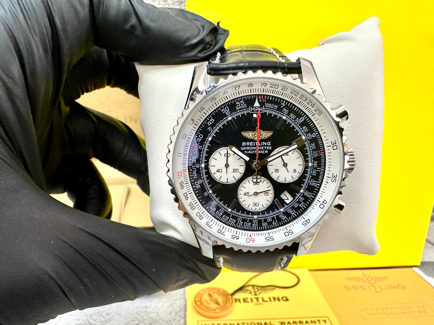 Reloj Br3itL1ng Navi Timer negro