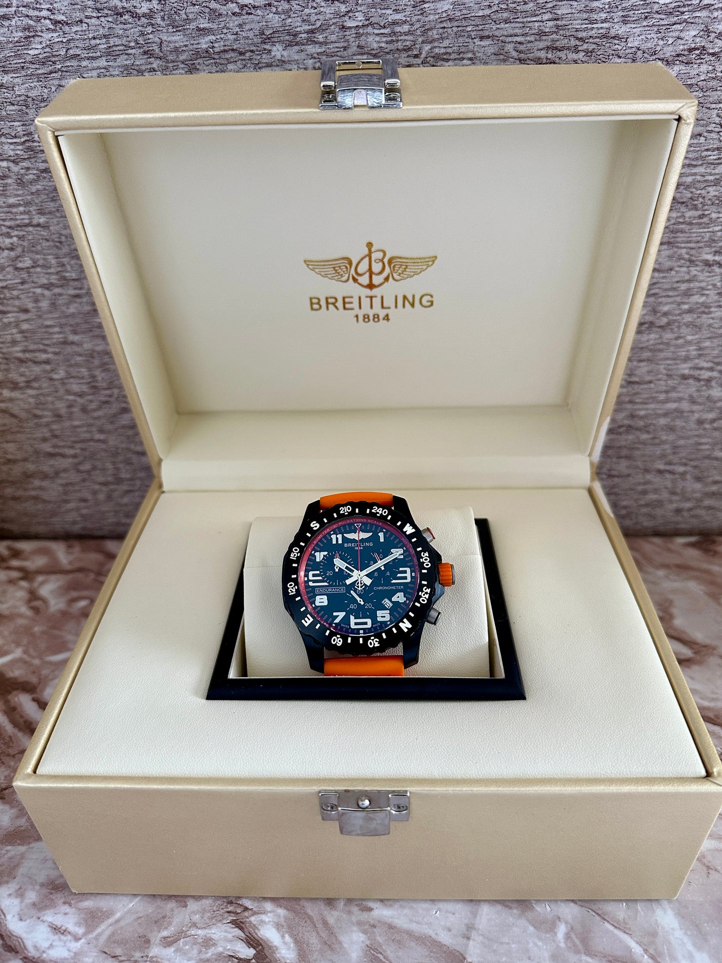 Endurance Pro AAA Quartz, naranja