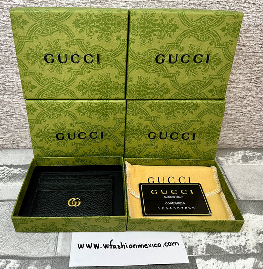 Tarjetero negro GUCC de piel genuina