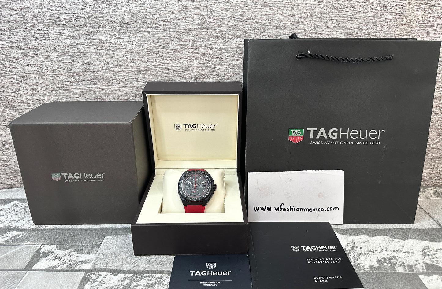 Reloj rojo F1 Red Bull AAA Quartz