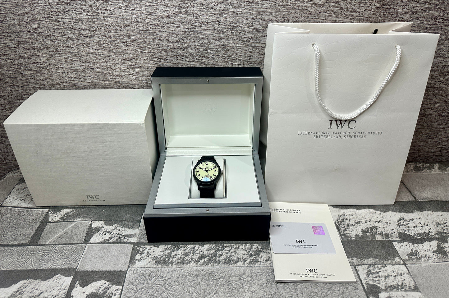 Reloj De Aviador Black Aces AAA