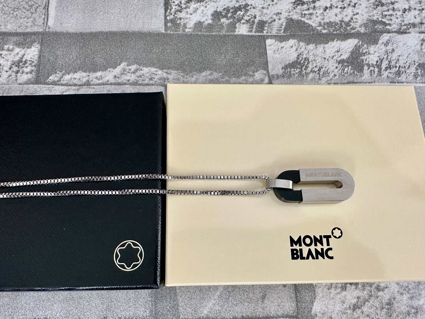 Collar MB de acero inoxidable