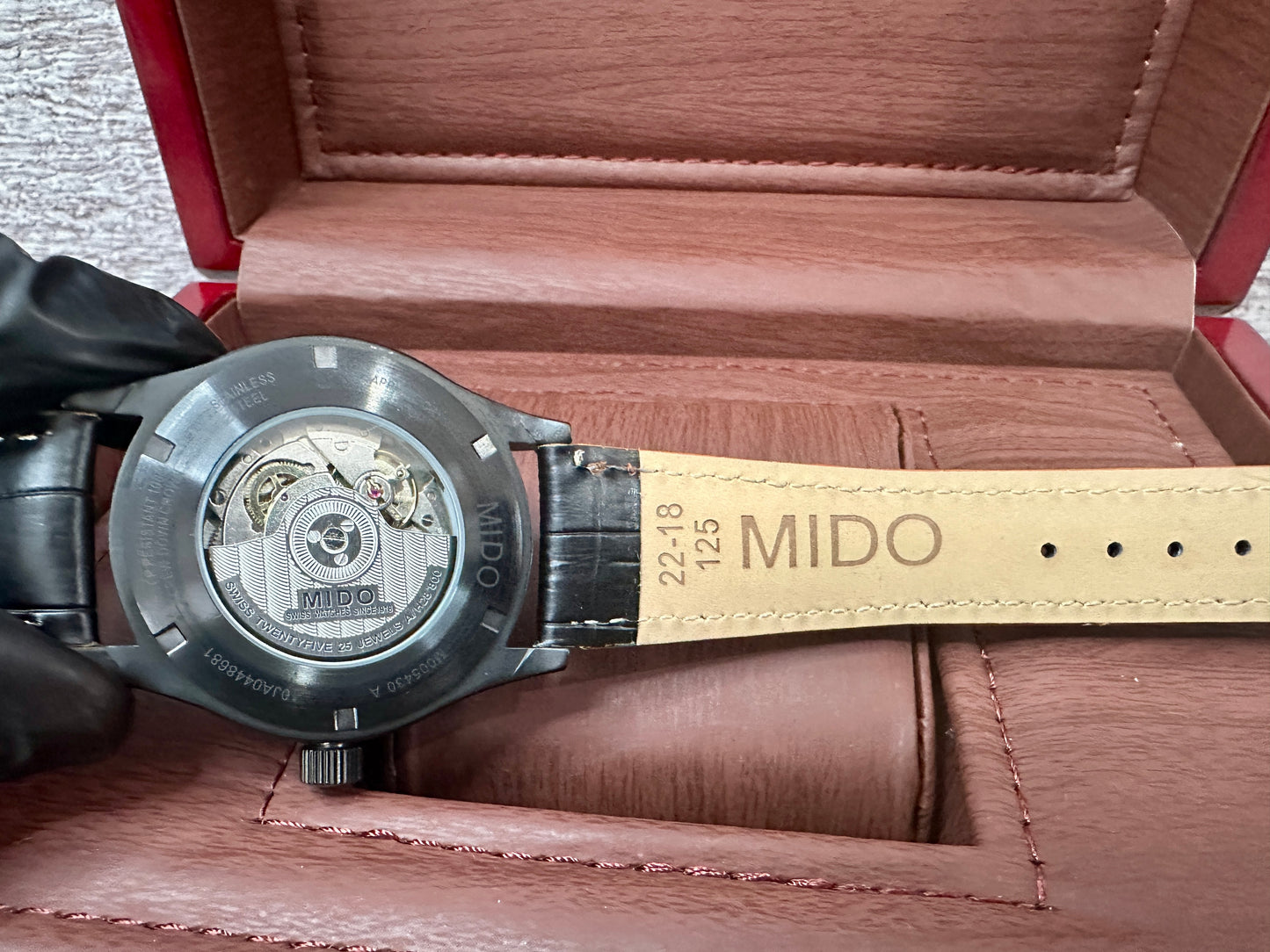 Reloj MID0 Multi Fort automático negro