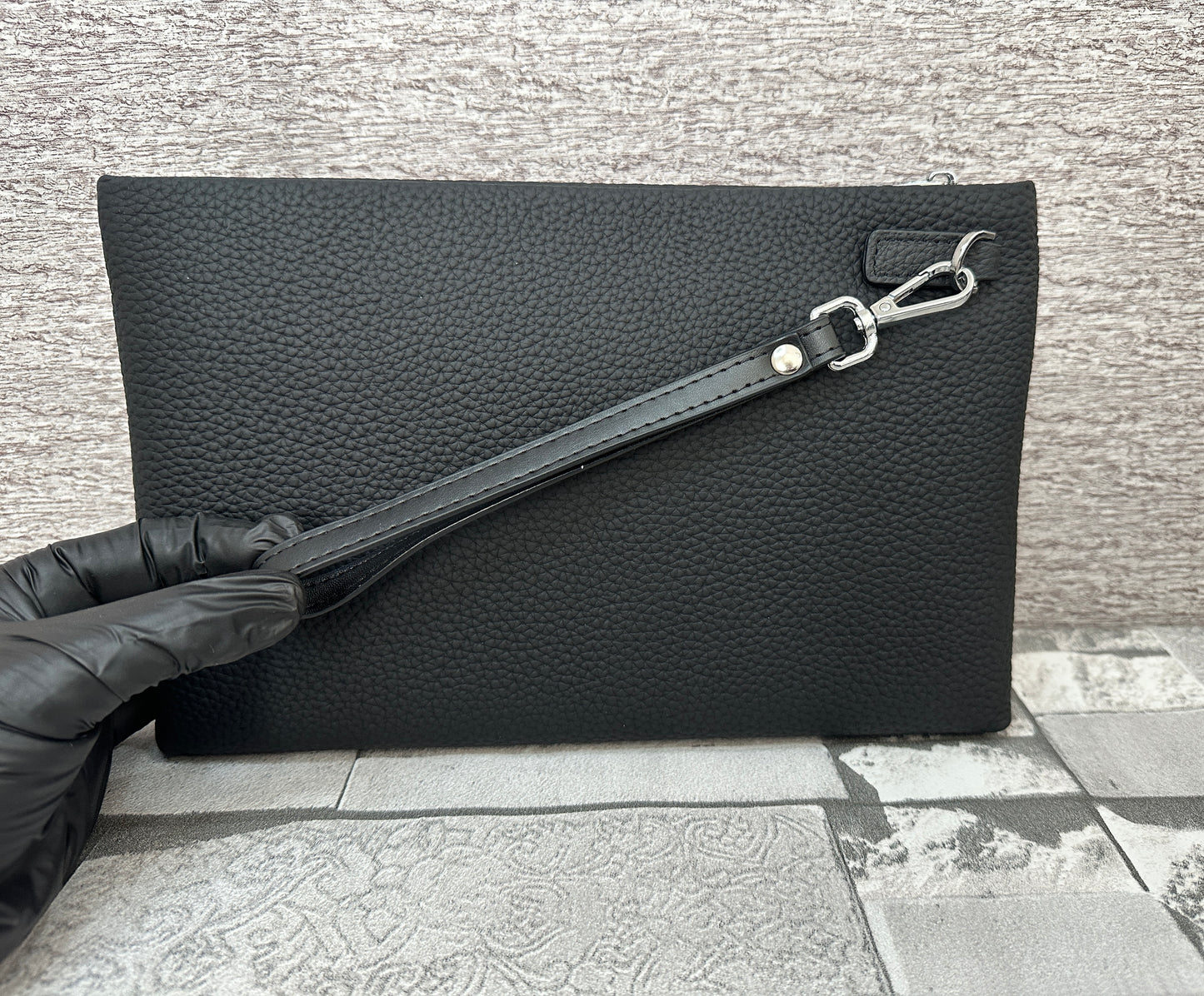 Bolsa de mano tipo Clutch