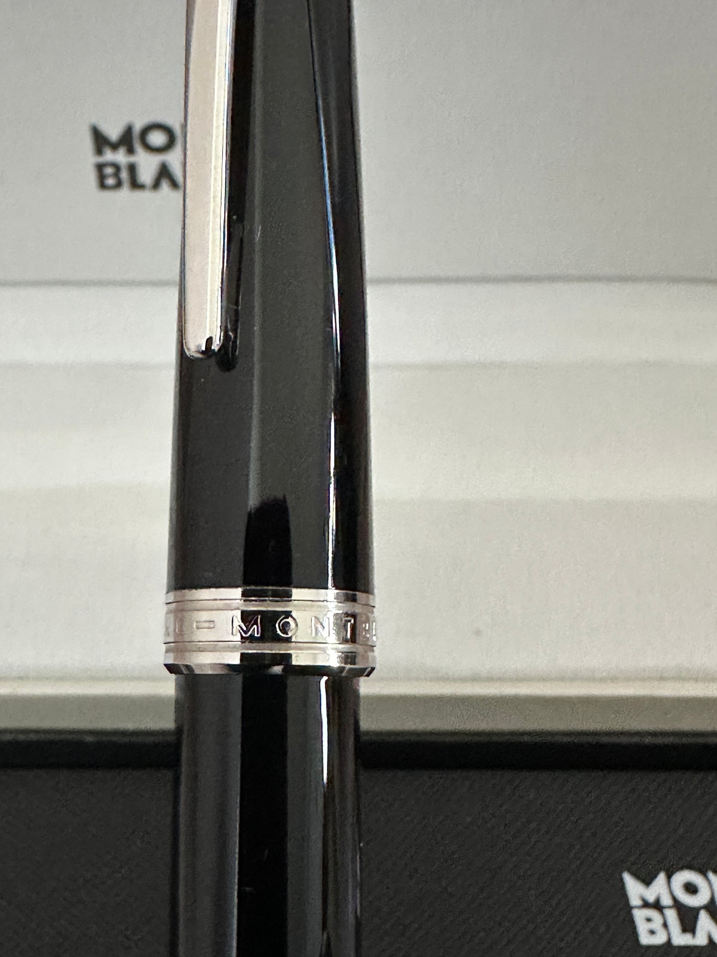 Pluma MB Rollerball PIX