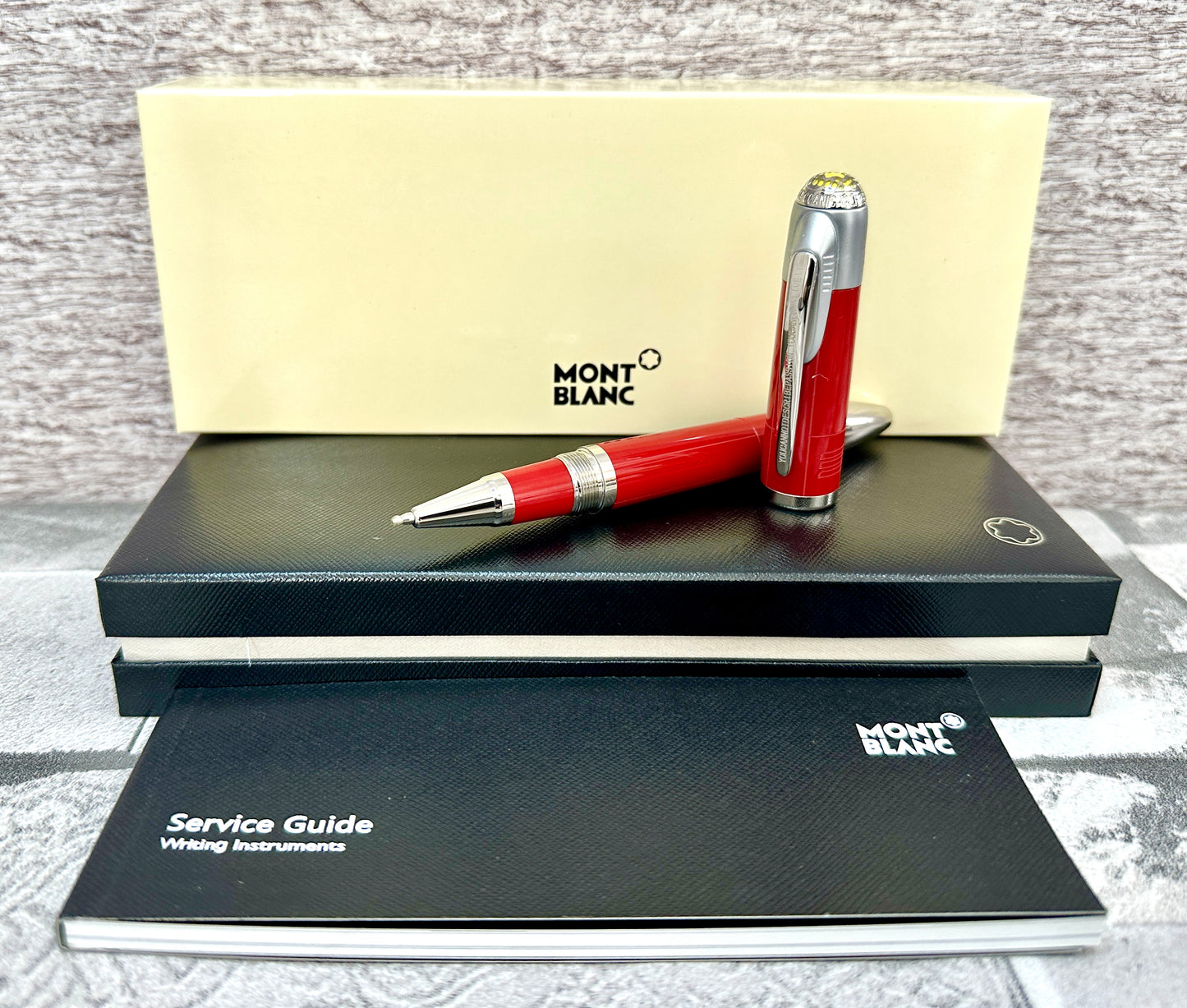 Pluma tipo roller edición Enzo Ferrarl