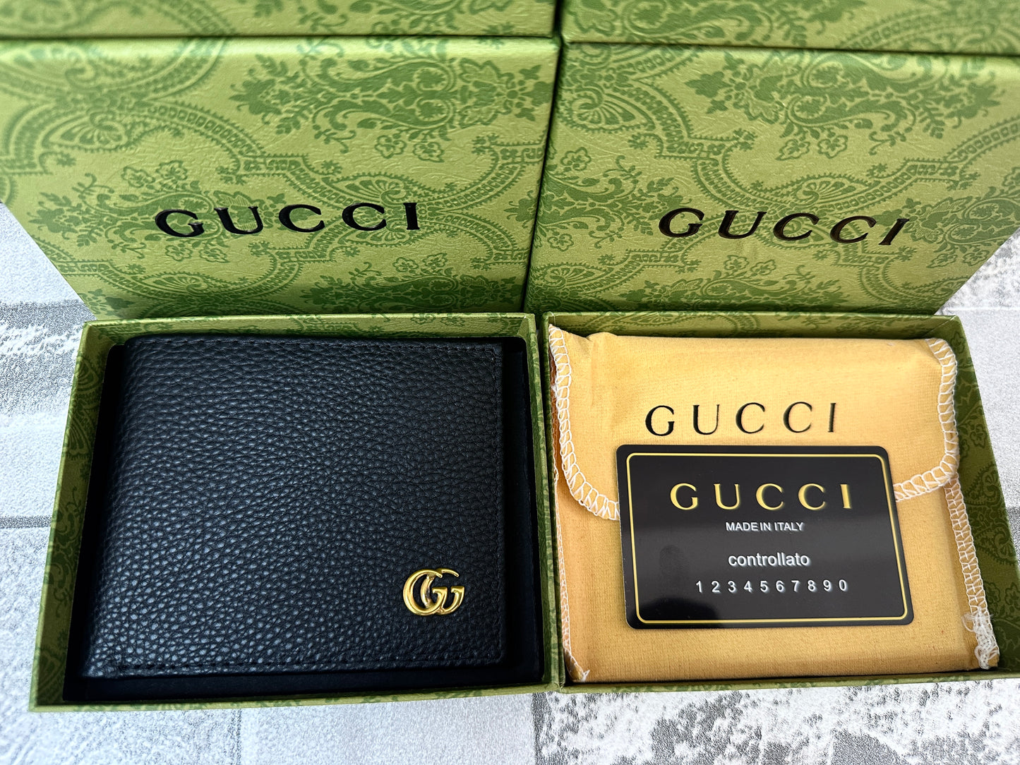 Cartera negra GUCC de piel genuina