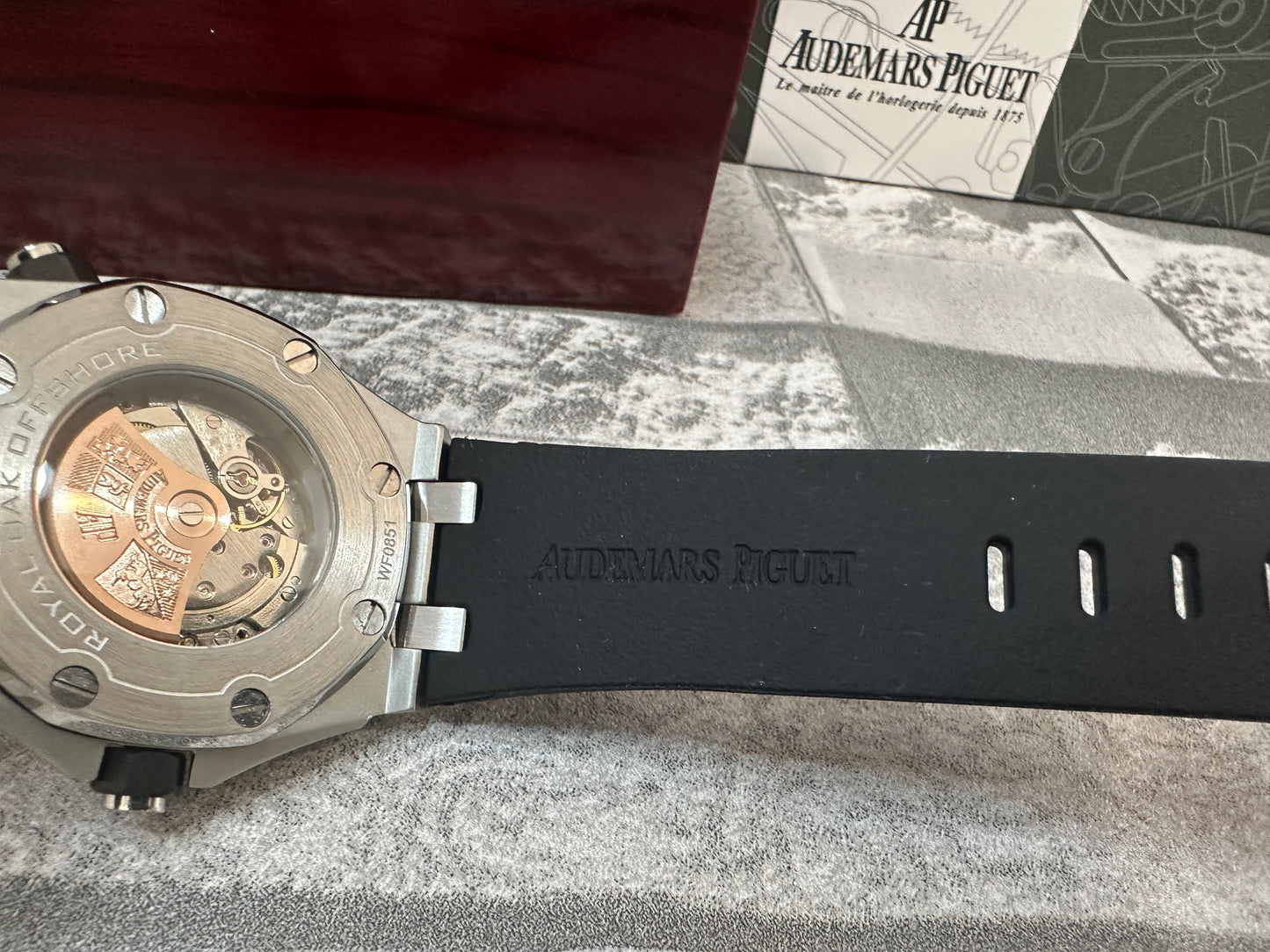 Reloj AP, AAA, Automático, 42 mm., negro con plata