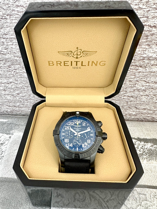 Reloj Breit. L1ng Avenger Hurricane