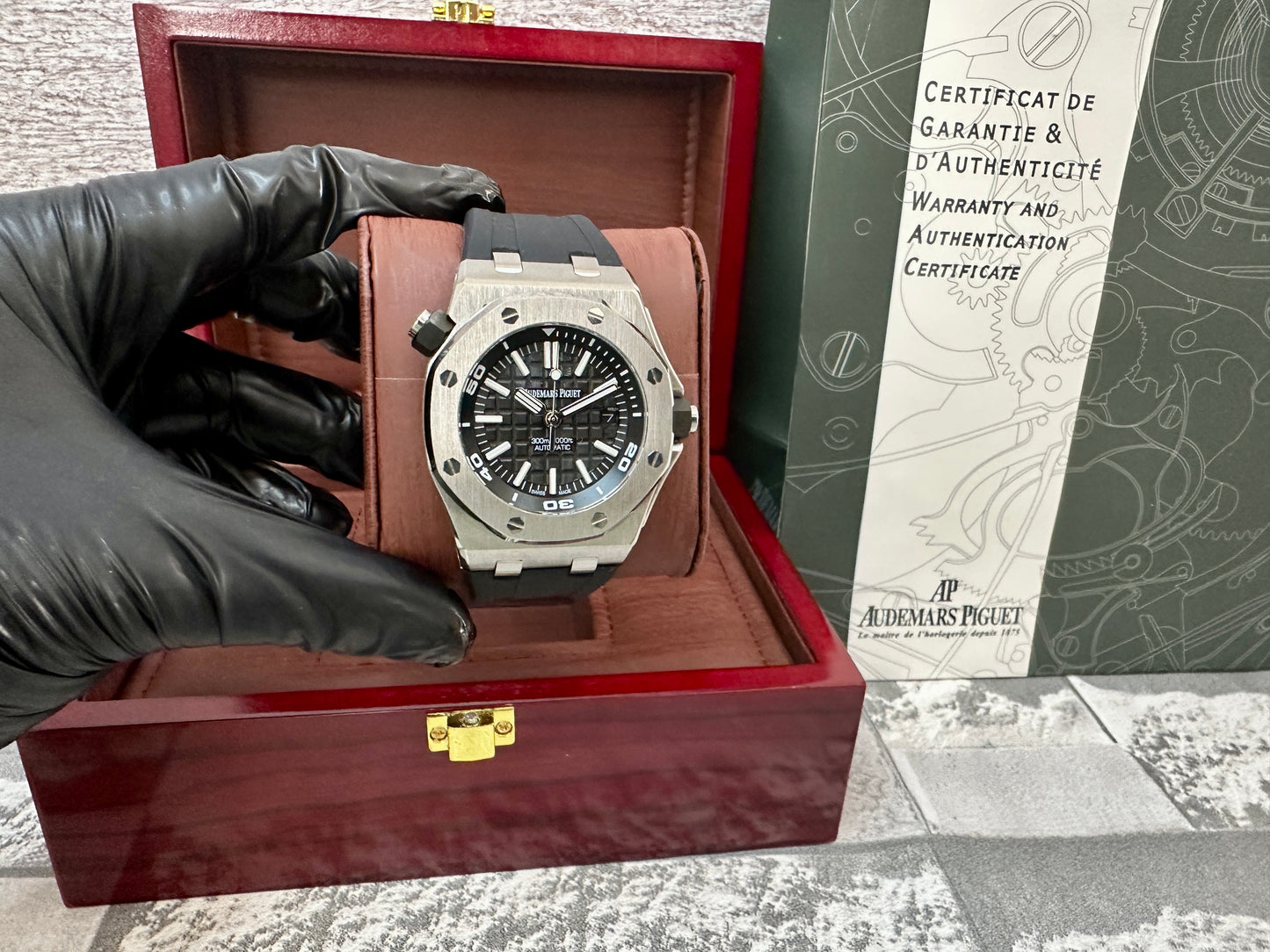 Reloj AP, AAA, Automático, 42 mm., negro con plata