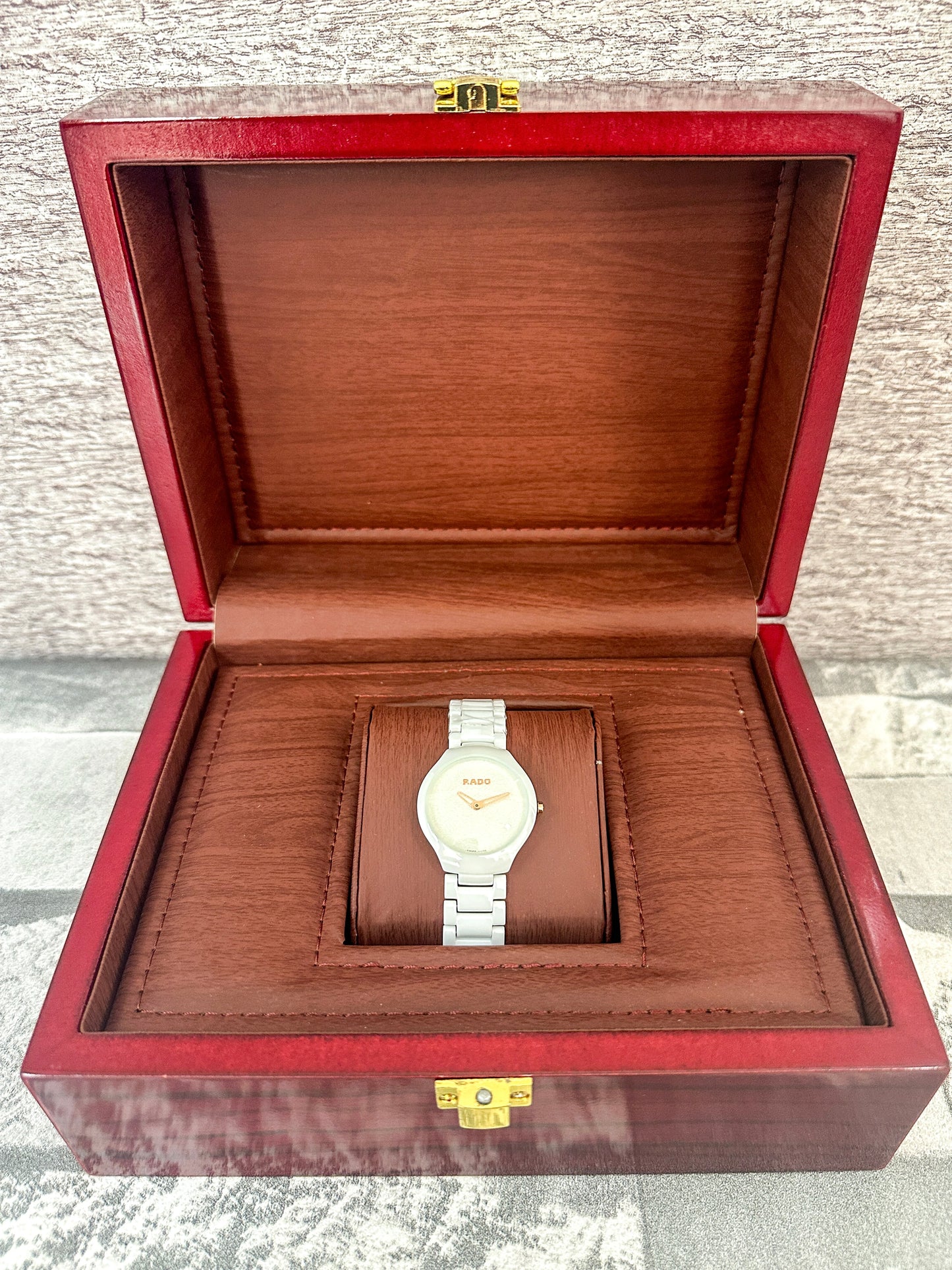 Reloj RAD0 blanco 30 mm para dama
