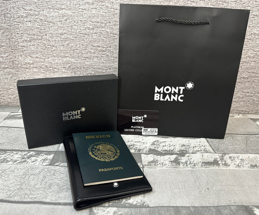 Porta pasaporte de piel genuina MB