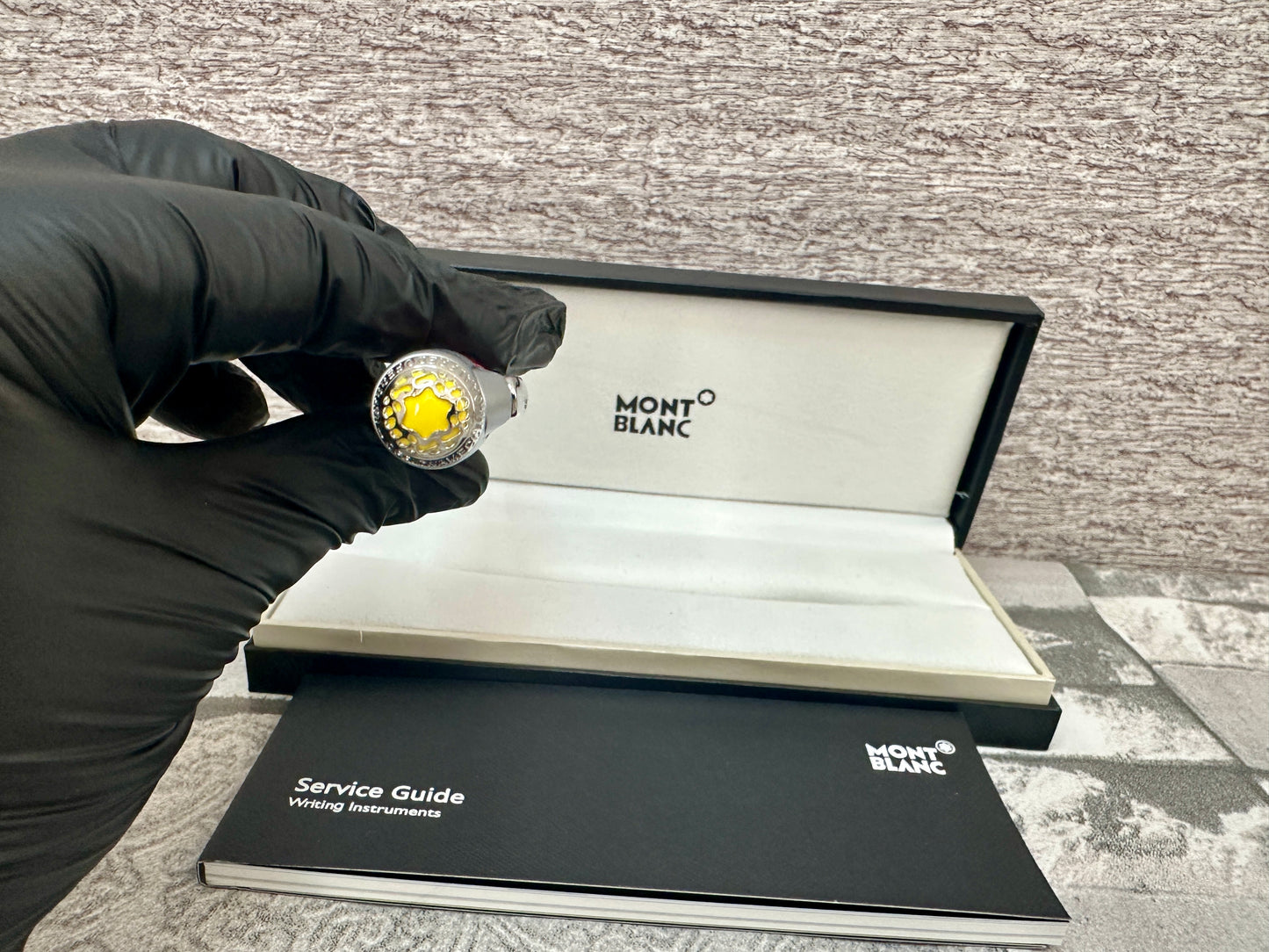 Pluma tipo roller edición Enzo Ferrarl