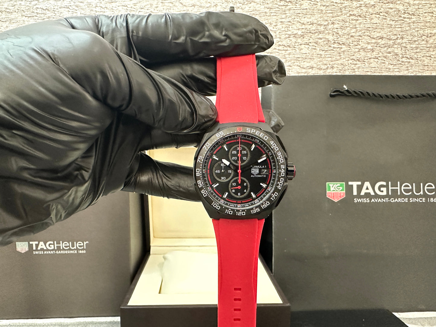Reloj rojo F1 Red Bull AAA Quartz