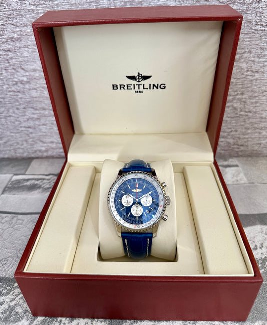 Reloj Br3itL1ng Navi Timer azul