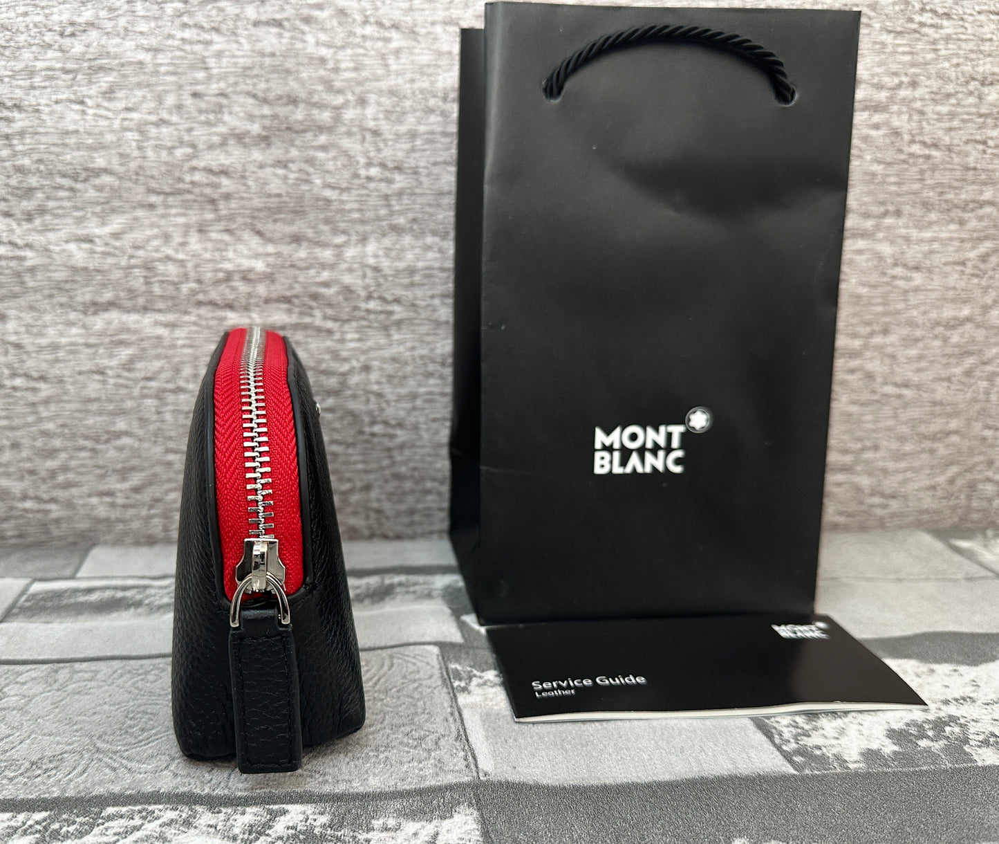 Neceser de viaje Mont B interior rojo