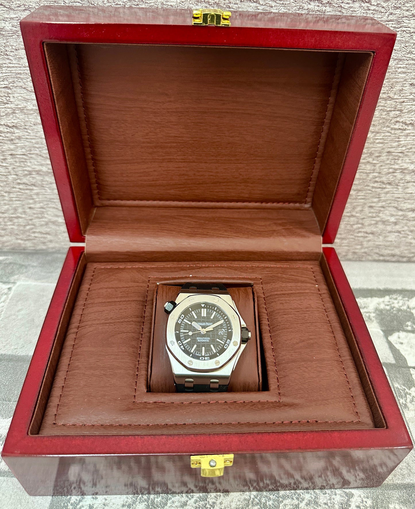 Reloj AP, AAA, Automático, 42 mm., negro con plata