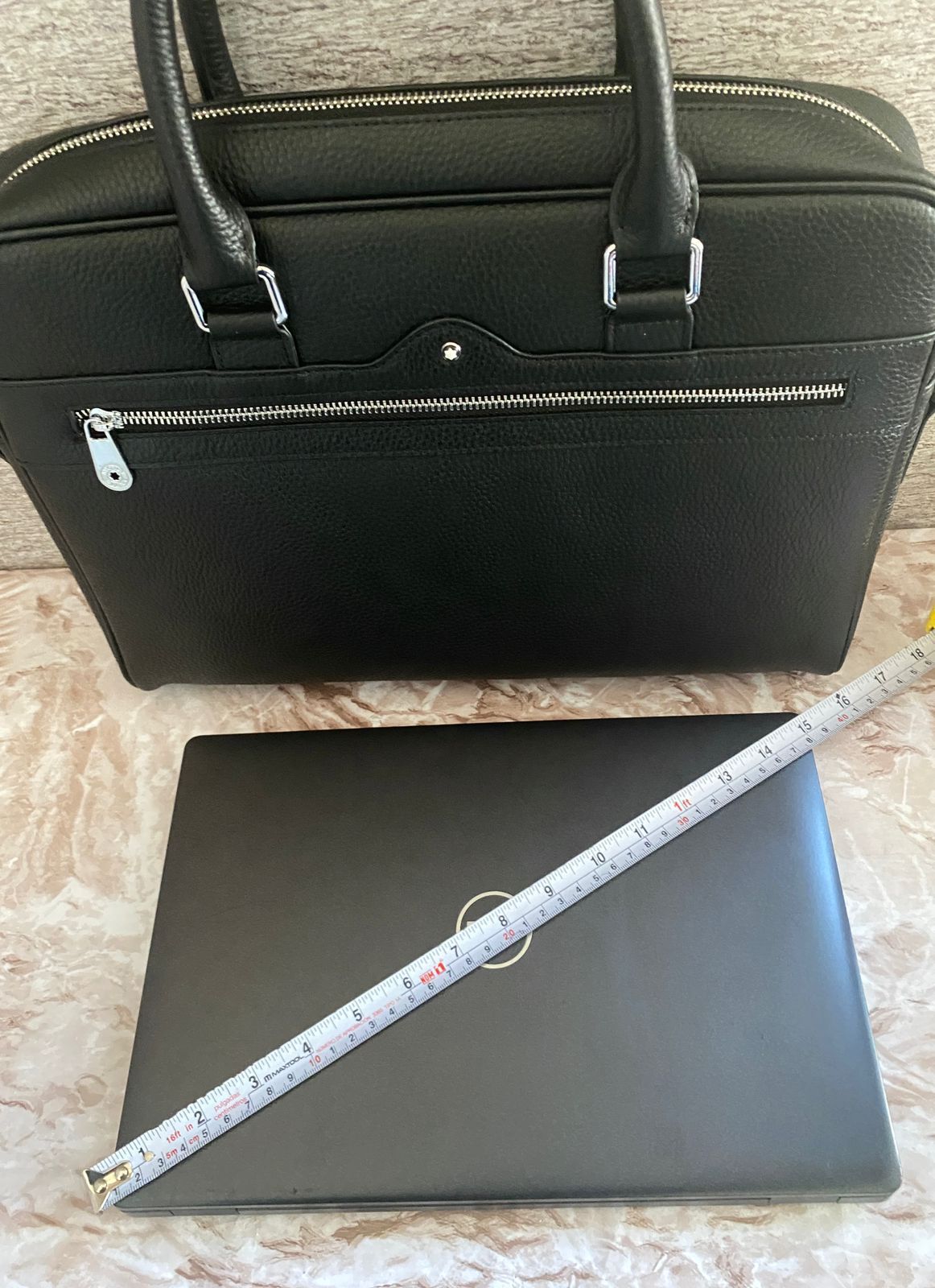Portafolio negro de Piel Genuina, perfecto para laptops