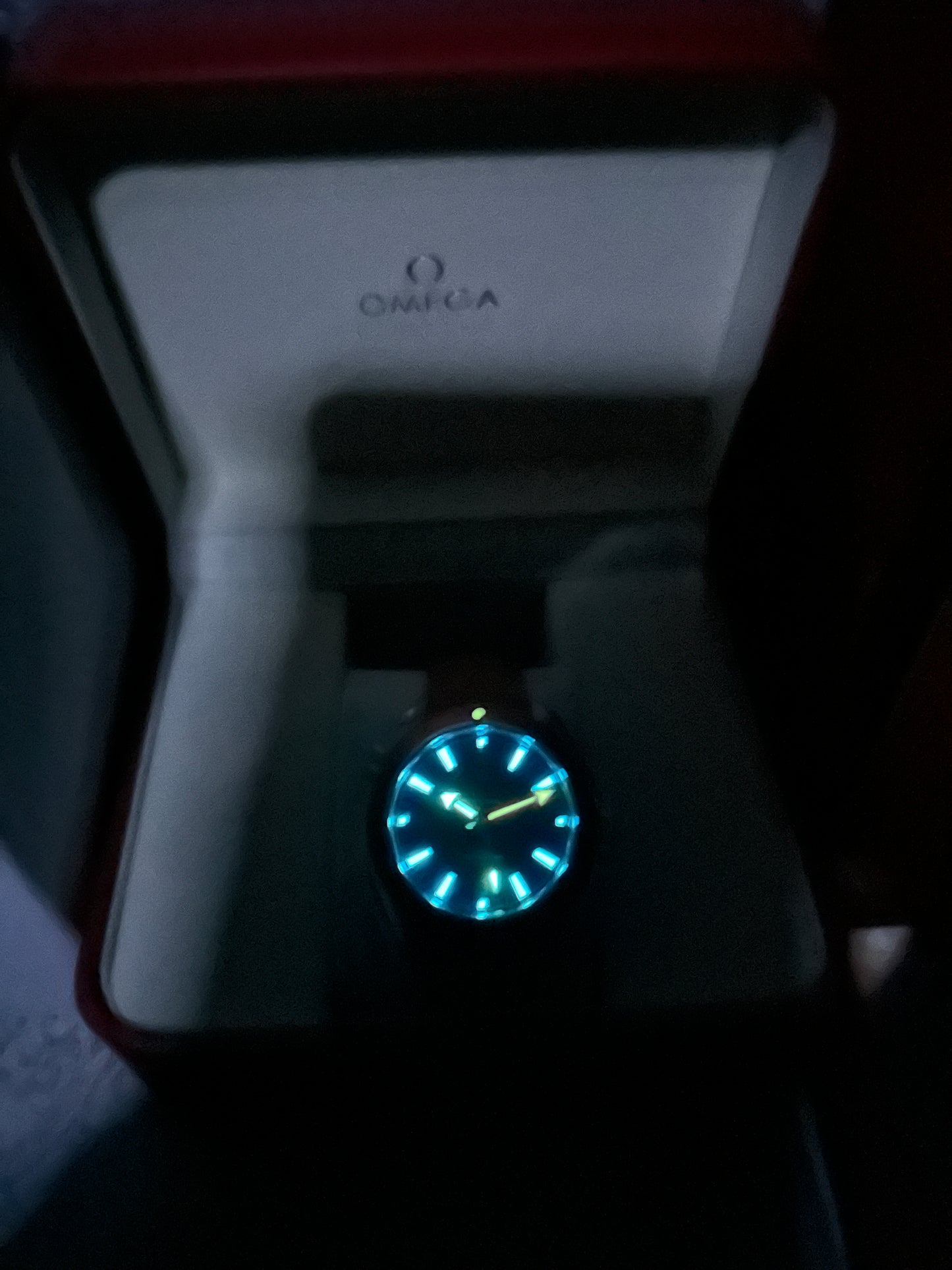Reloj OM Planet Ocean