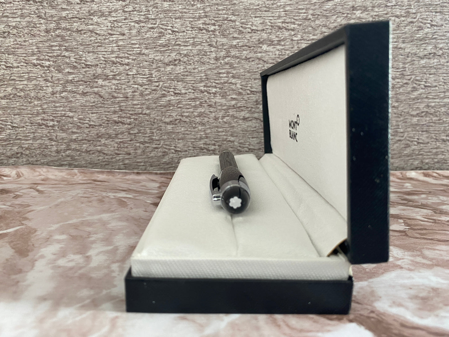 Pluma fuente modelo Starwalker negra M0ntblanc desde $750 MXN