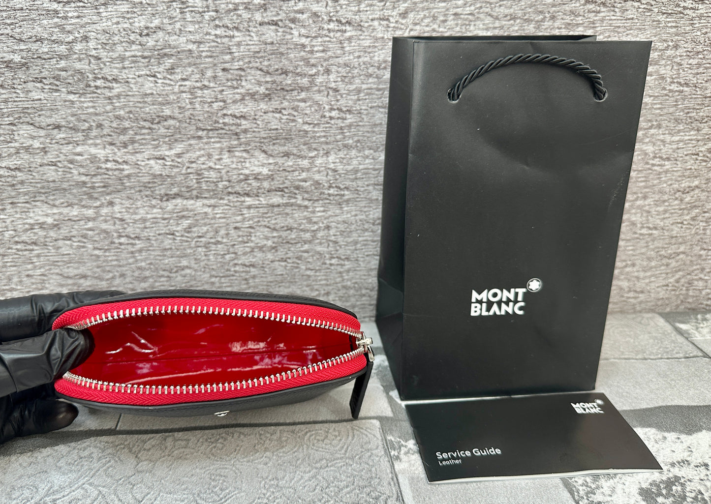 Neceser de viaje Mont B interior rojo