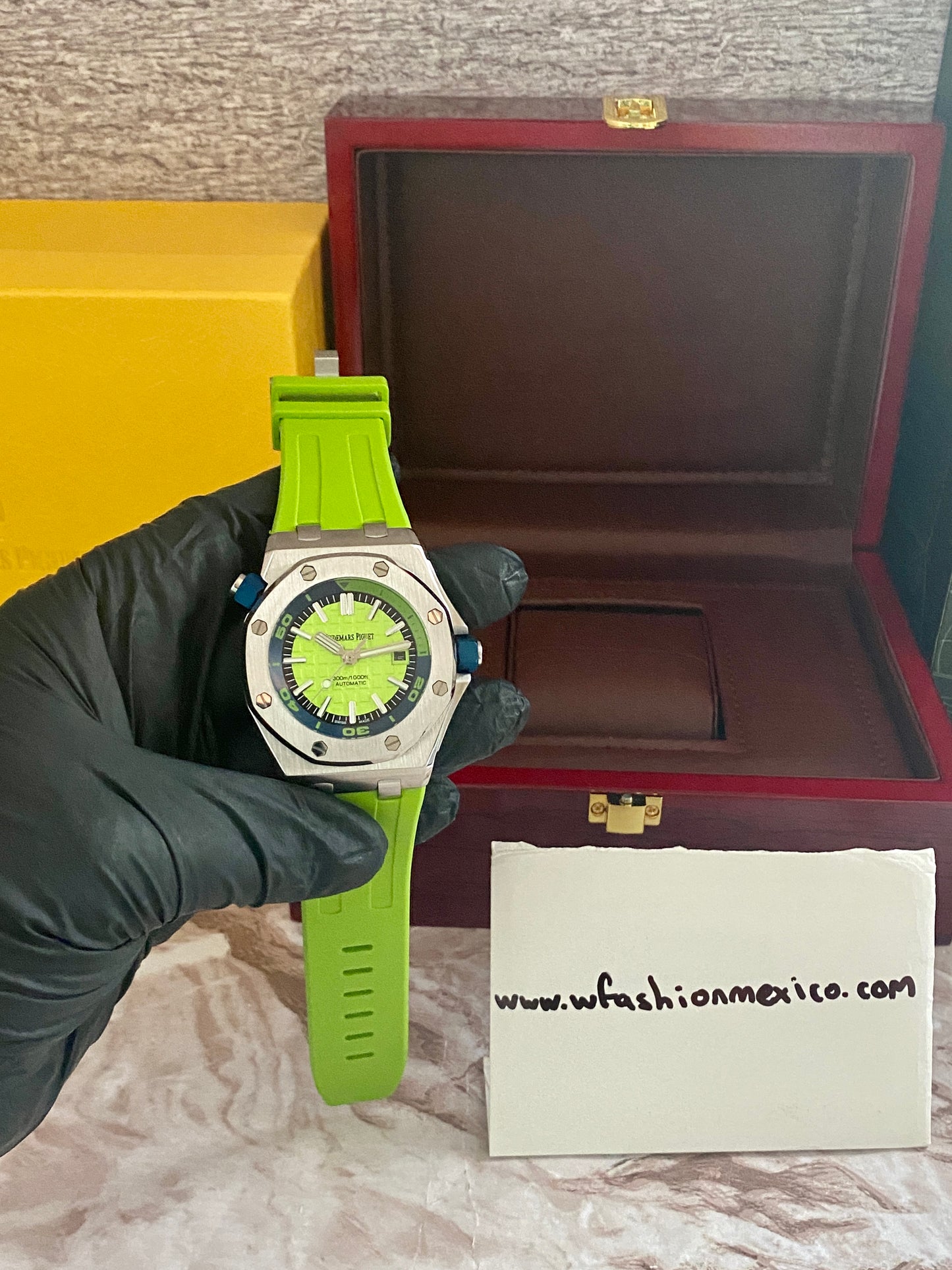 Reloj AP, AAA, Automático, 42 mm., correa de caucho verde