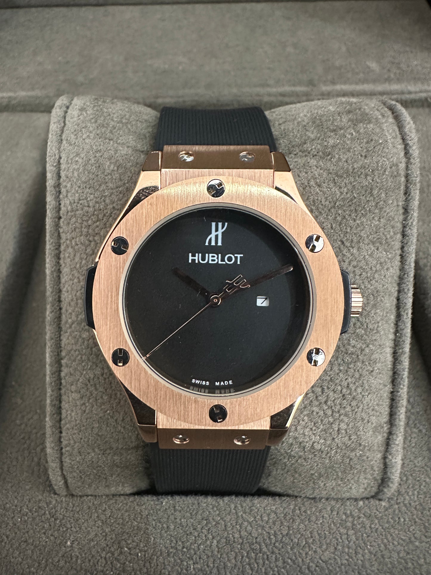 Reloj Hub10t AAA Quartz color oro rosa Dama