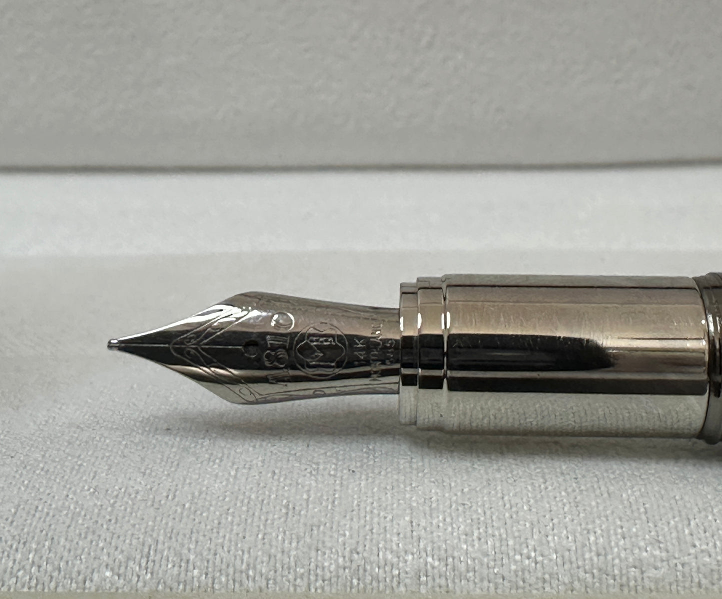 Pluma fuente Starwalker MB cuadros