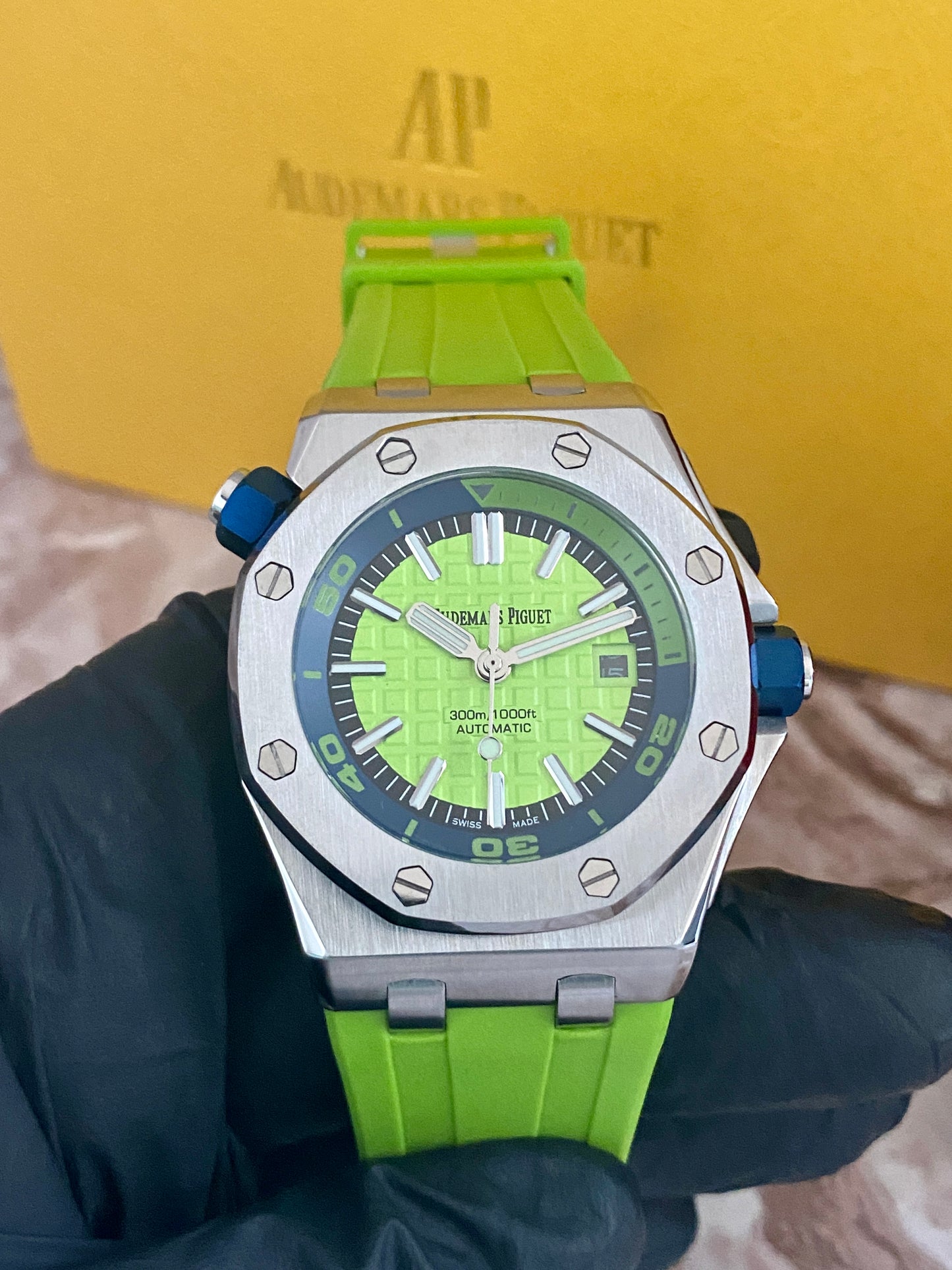 Reloj AP, AAA, Automático, 42 mm., correa de caucho verde