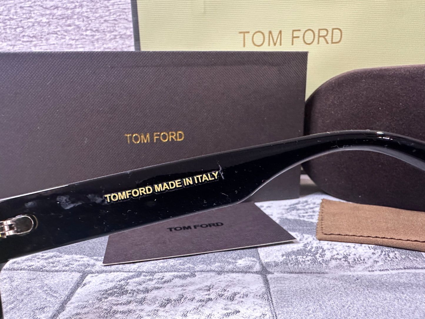 Lentes de Sol Tom F amarillos