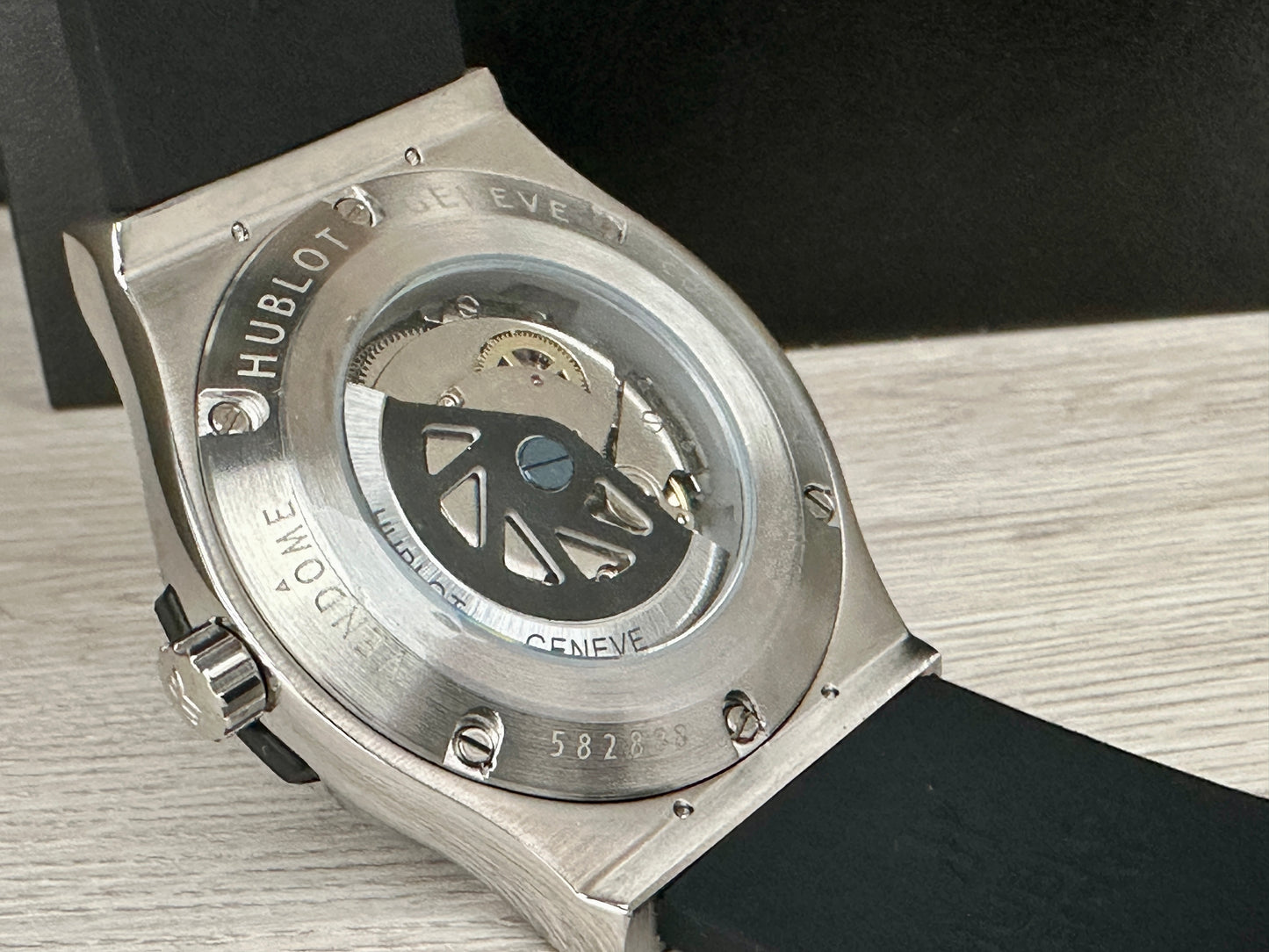 Reloj Hub10t Classic  AAA Automático color acero