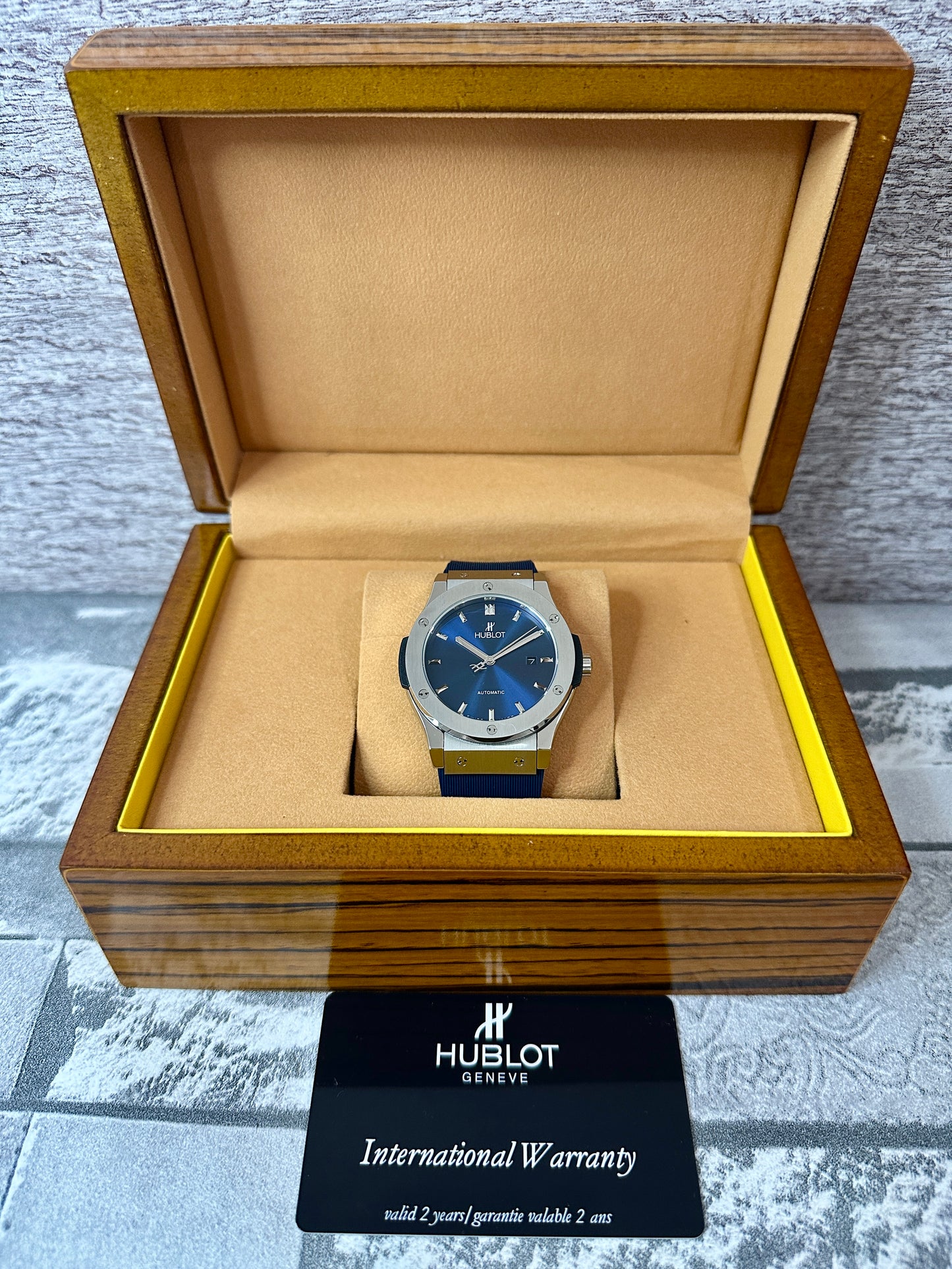 Reloj Cassic Fusion 3 agujas AAA Automático Azul