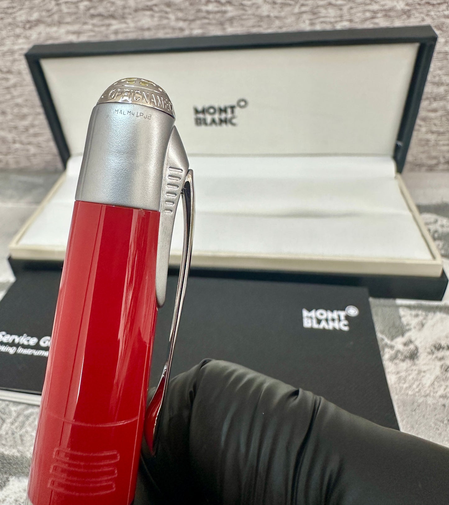 Pluma tipo roller edición Enzo Ferrarl