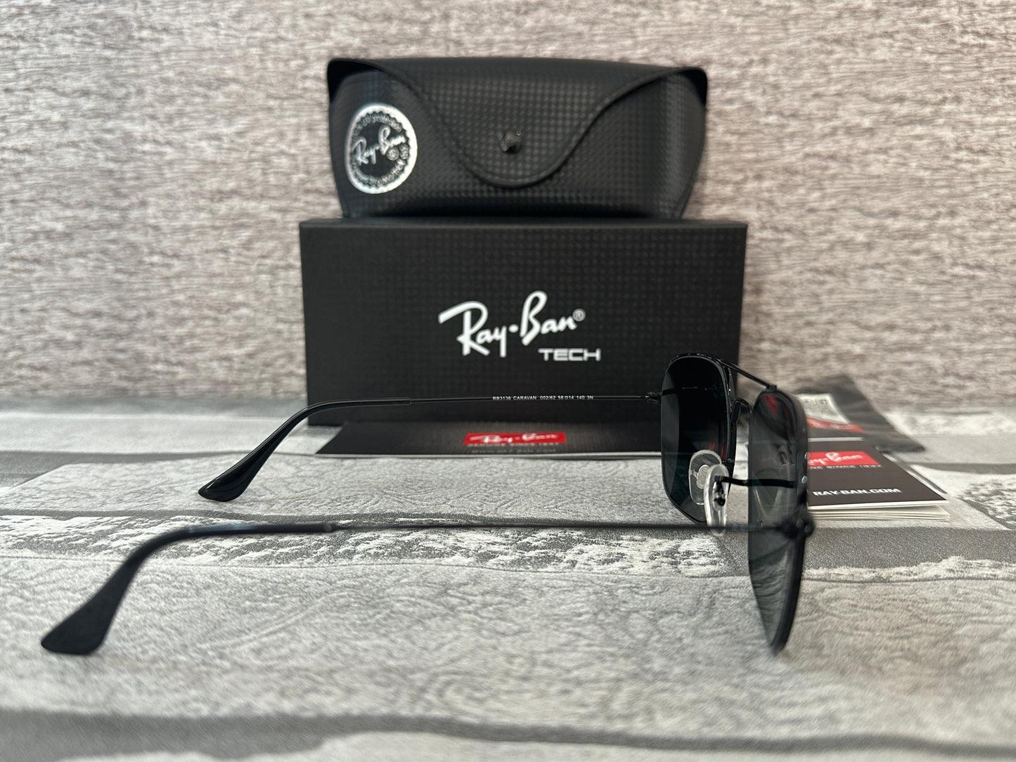 Lentes de Sol Ray B. Caravan negros