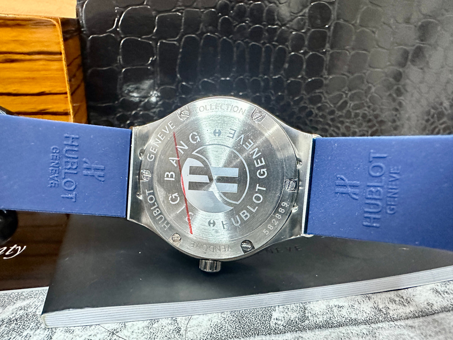 Reloj Cassic Fusion AAA, 33 mm dama Azul, Quartz