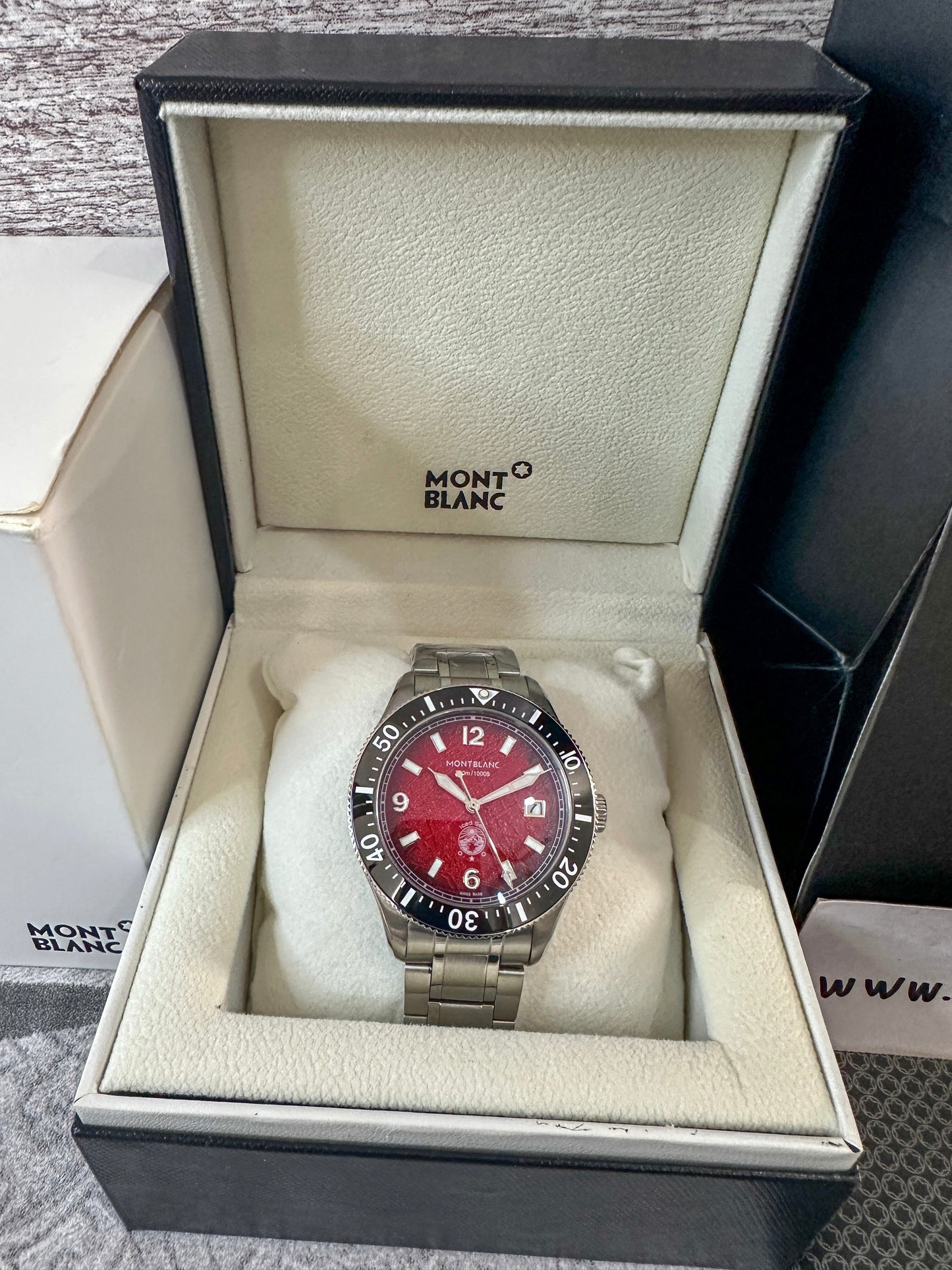 Reloj MB Iced Sea AAA rojo
