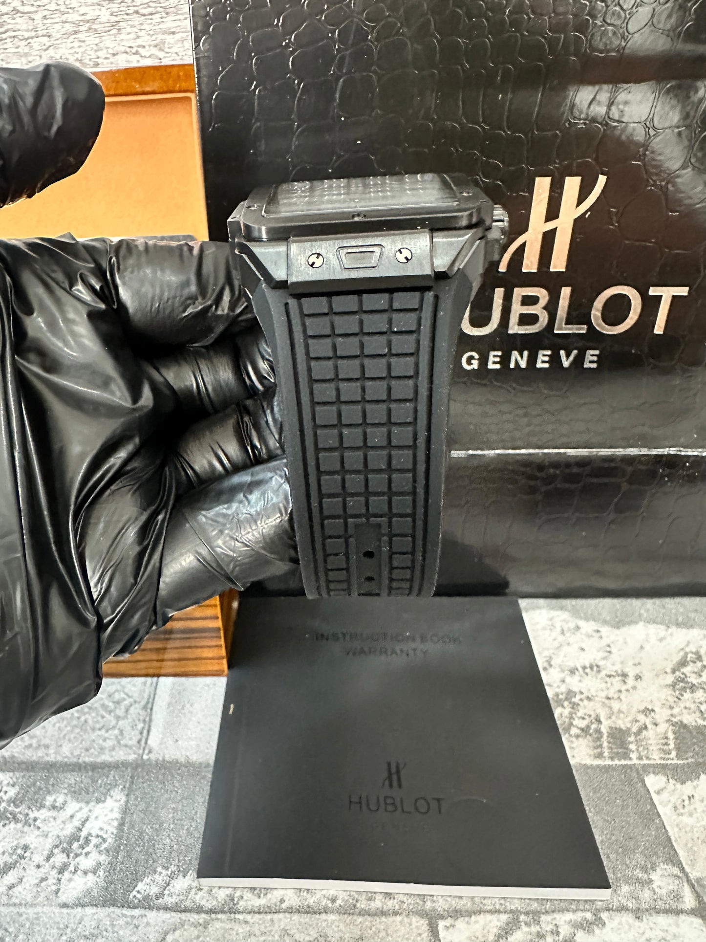 Reloj HUB Square Bang black Magic