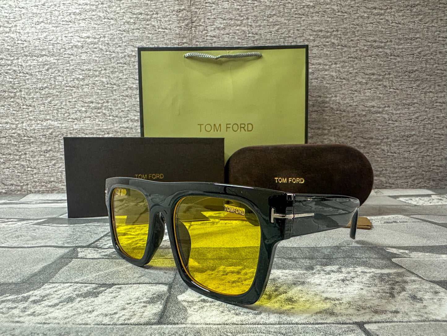 Lentes de Sol Tom F amarillos