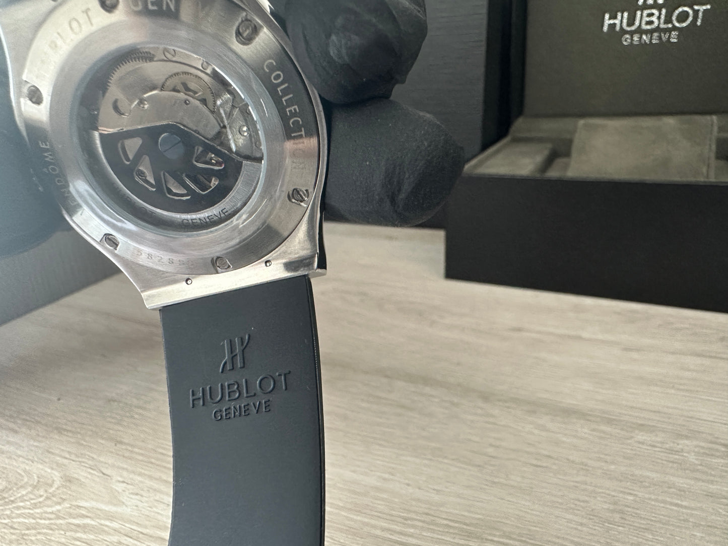 Reloj Hub10t Classic  AAA Automático color acero