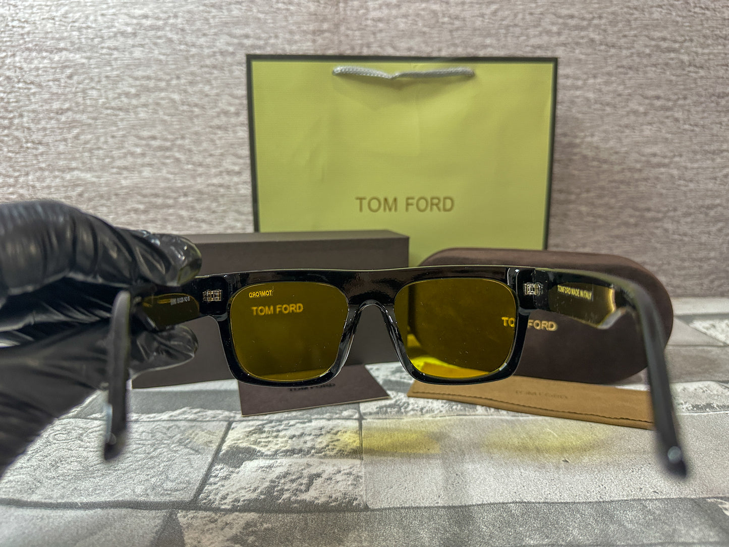 Lentes de Sol Tom F amarillos