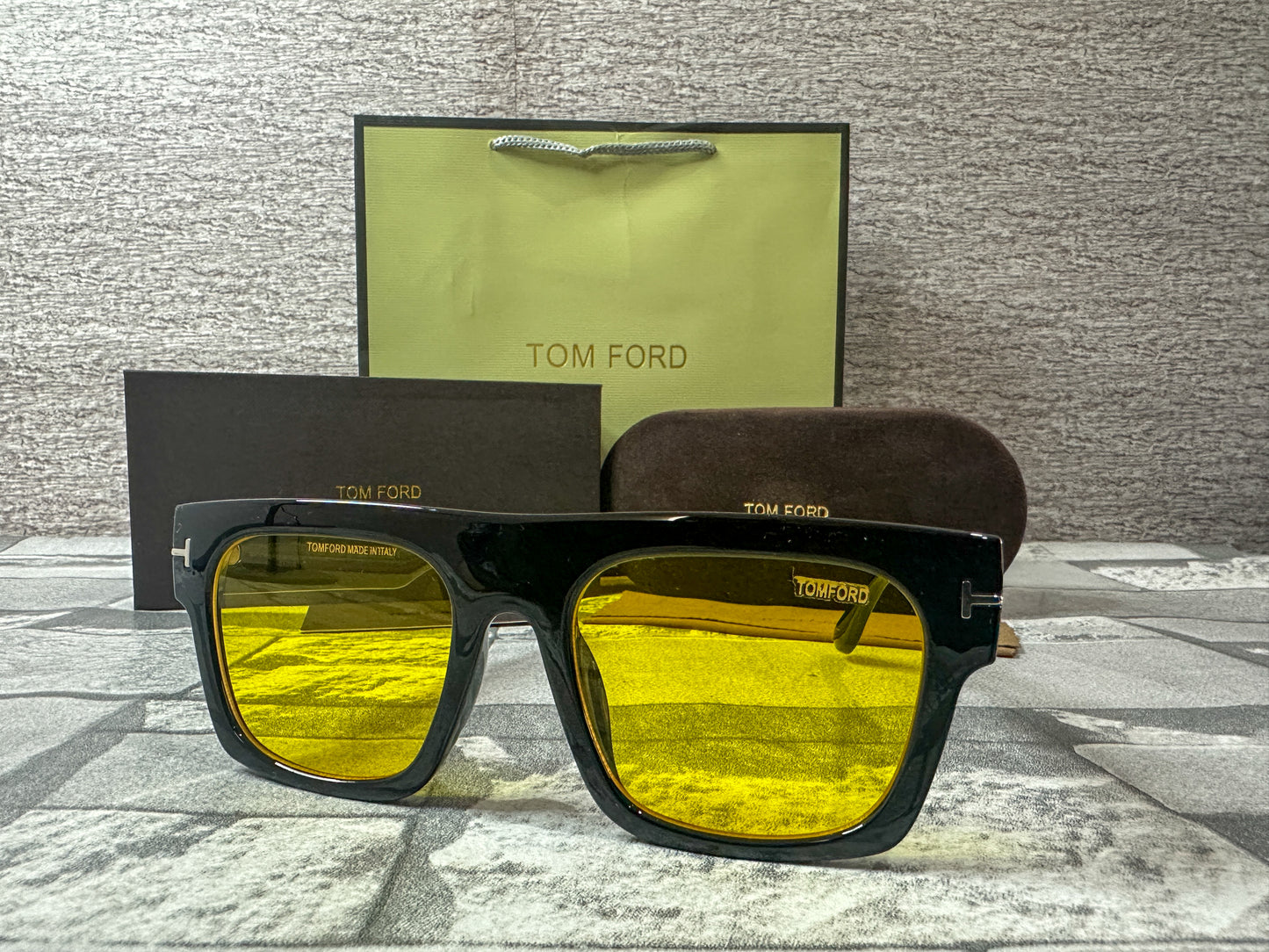 Lentes de Sol Tom F amarillos