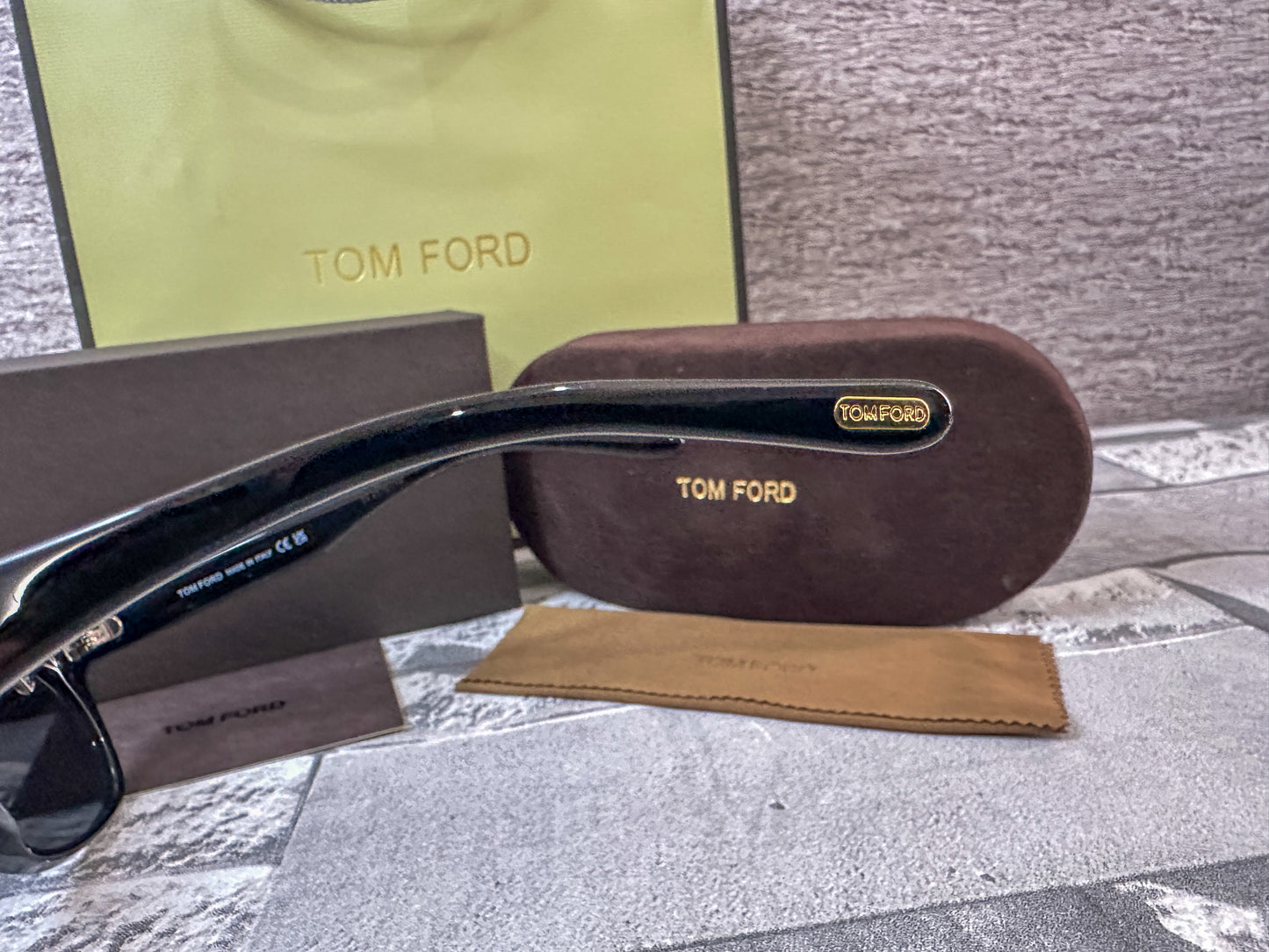 Lentes de Sol Tom F negros