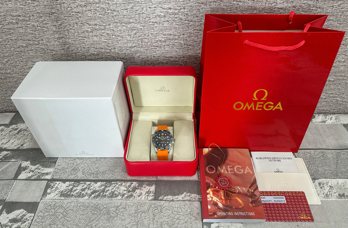 OM Sea Master Diver naranja