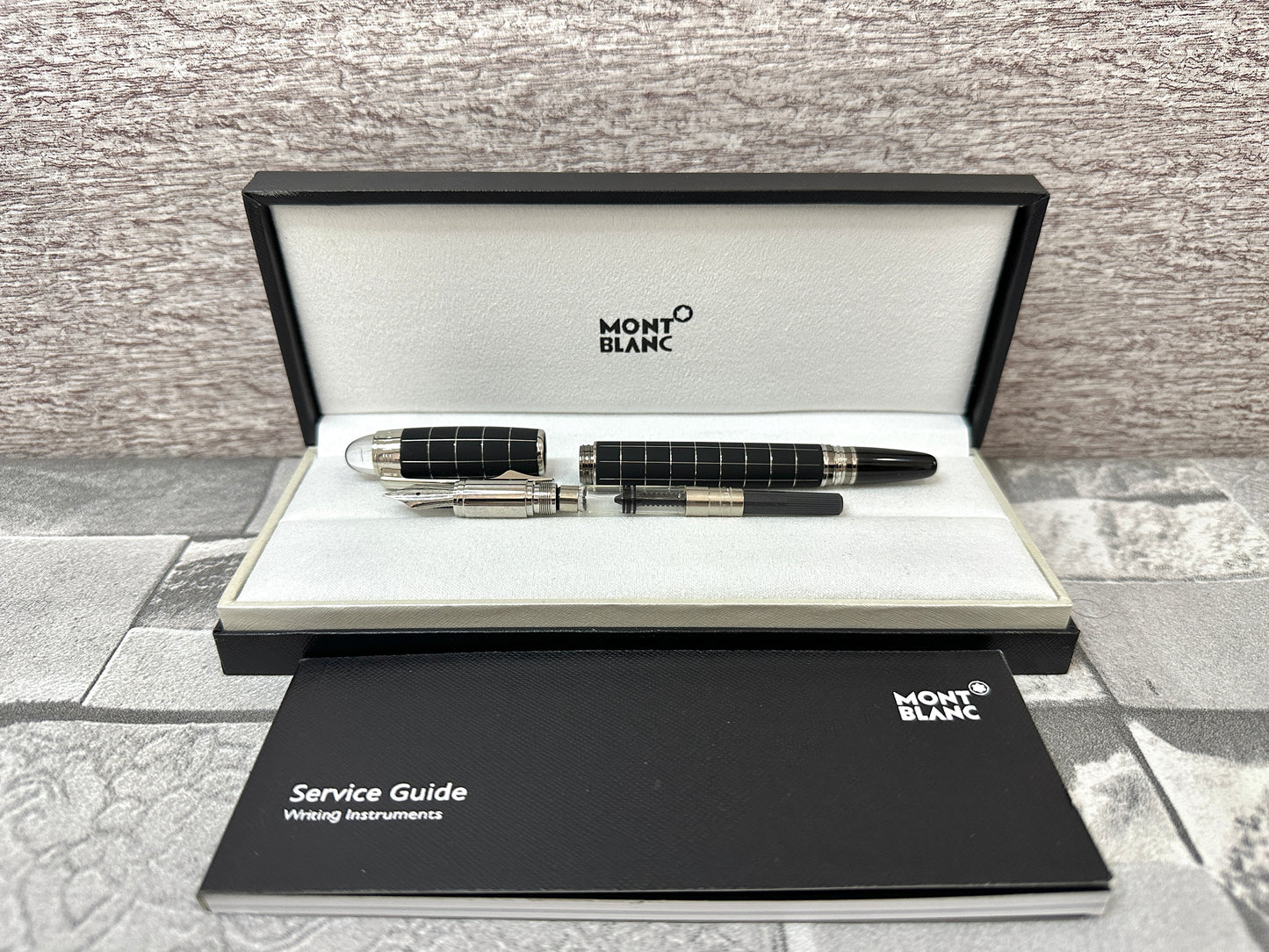 Pluma fuente Starwalker MB cuadros