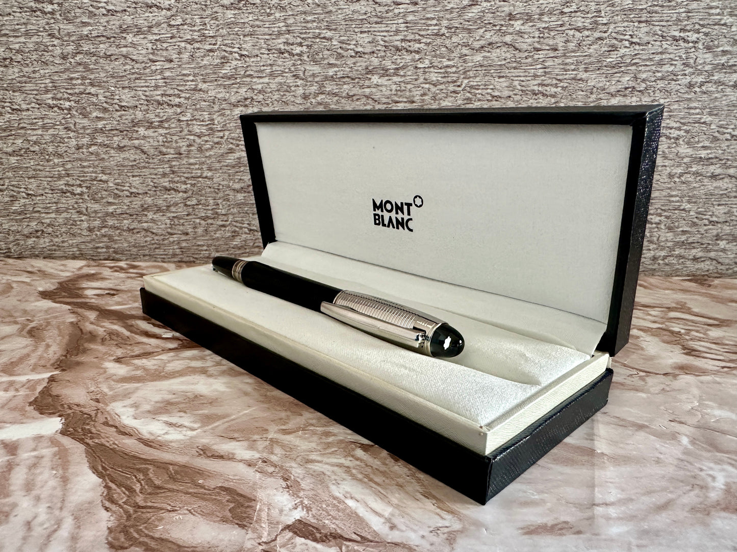 Rollerball Starwalker MB negro con plateado